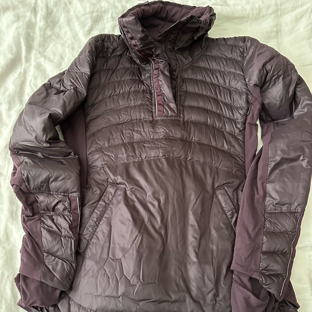 Size 8 lululemon purple pullover puffer
